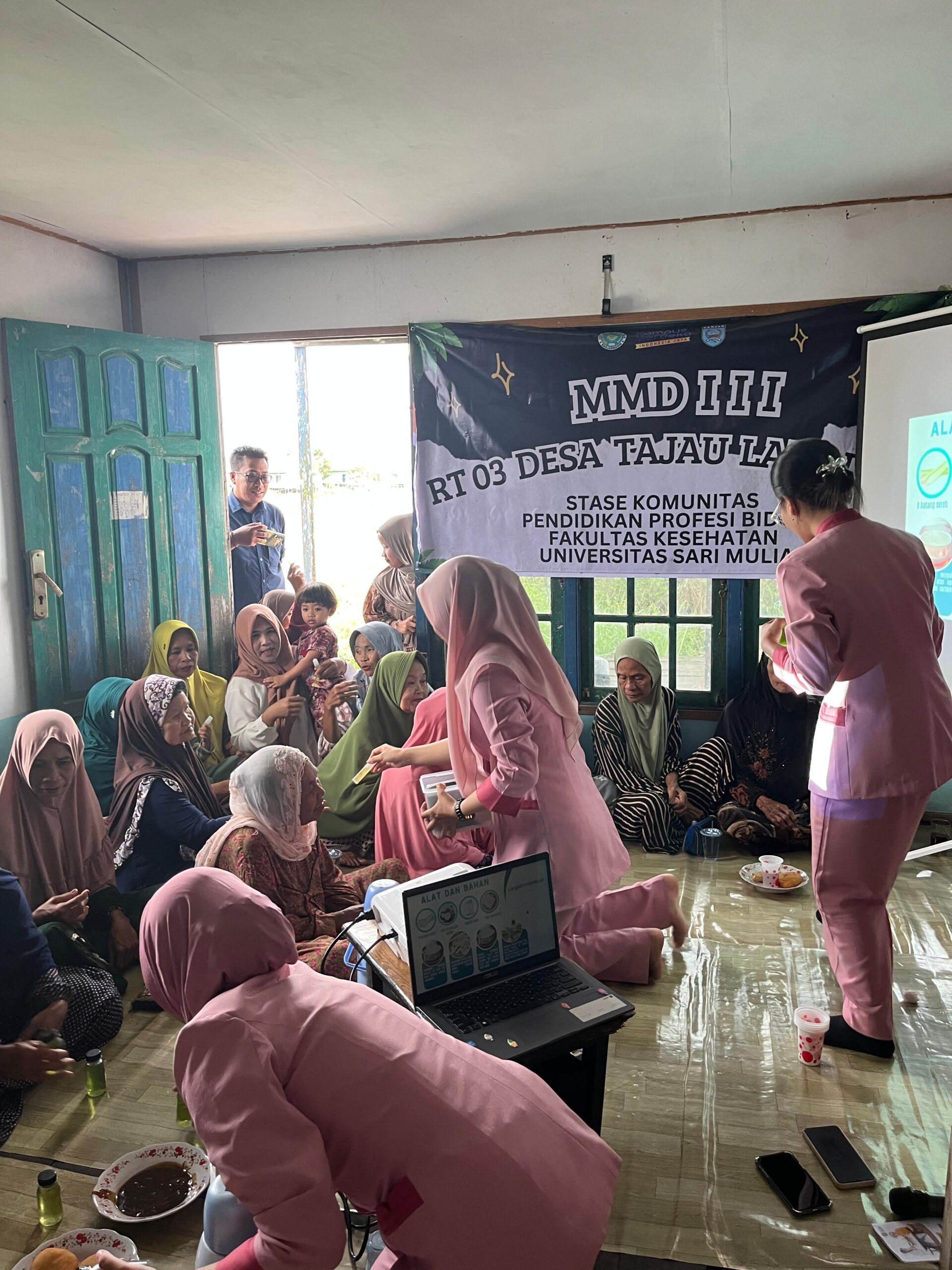 Mahasiswa Profesi Bidan UNISM Terapkan Pendekatan Terapi Komplementer: Inovasi dari Alam untuk Kesehatan Lansia